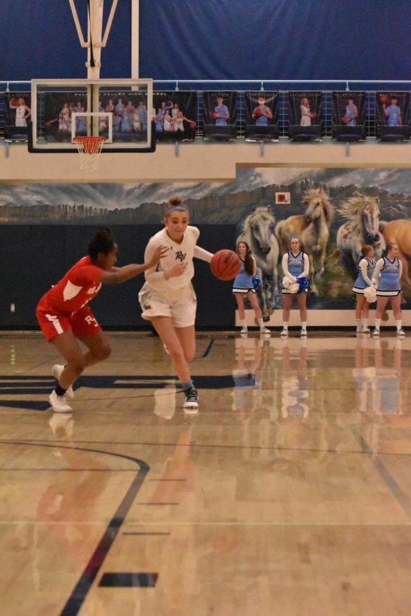 Junior Sydney Bevington had 14 points against Regis Jesuit in the Mustangs 54-41 loss on January 8, 2020.